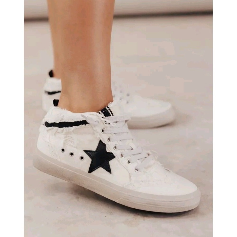 Shu Shop Paulina Bone Canvas Mid Top Black Star Sneakers Distressed size 8 1/2